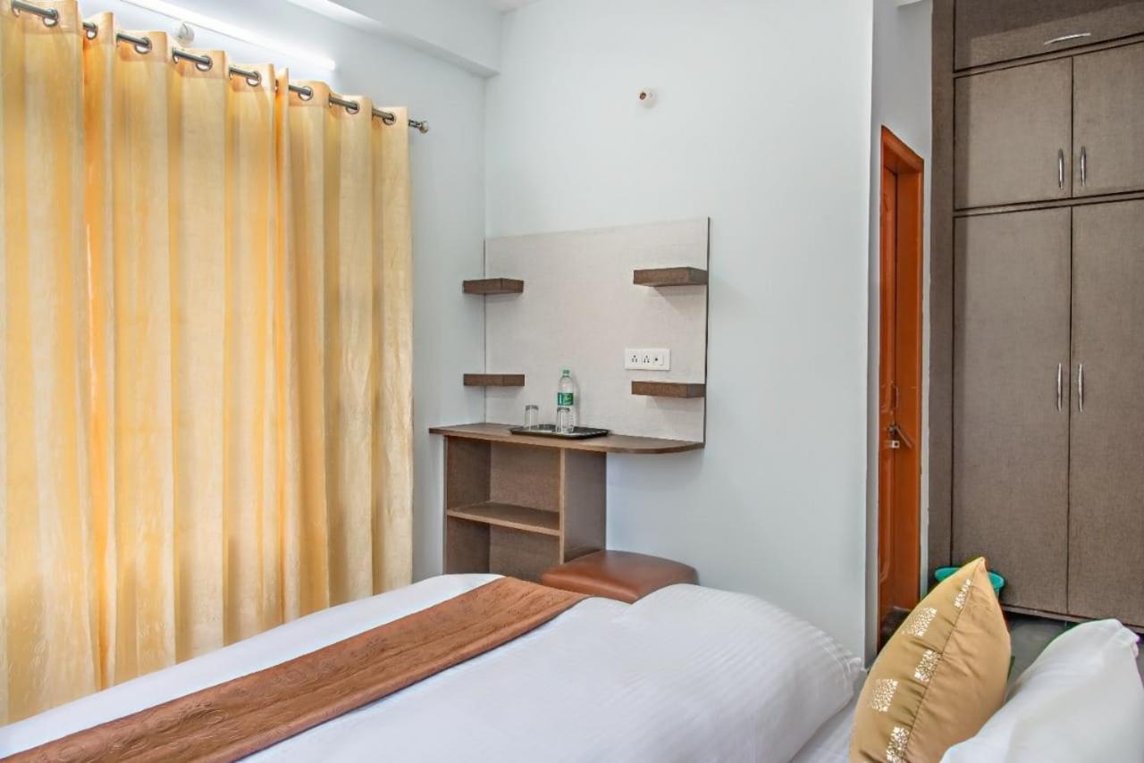 Mystic Kasauli I Pvt Balcony I Peacefull Area I Serviced Apt I By Exotic Stays Ngoại thất bức ảnh