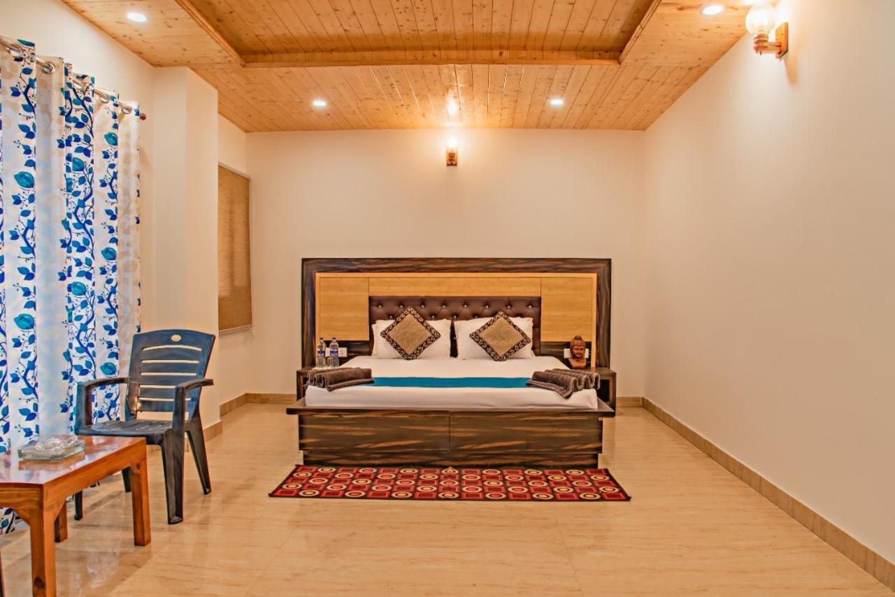 Mystic Kasauli I Pvt Balcony I Peacefull Area I Serviced Apt I By Exotic Stays Ngoại thất bức ảnh