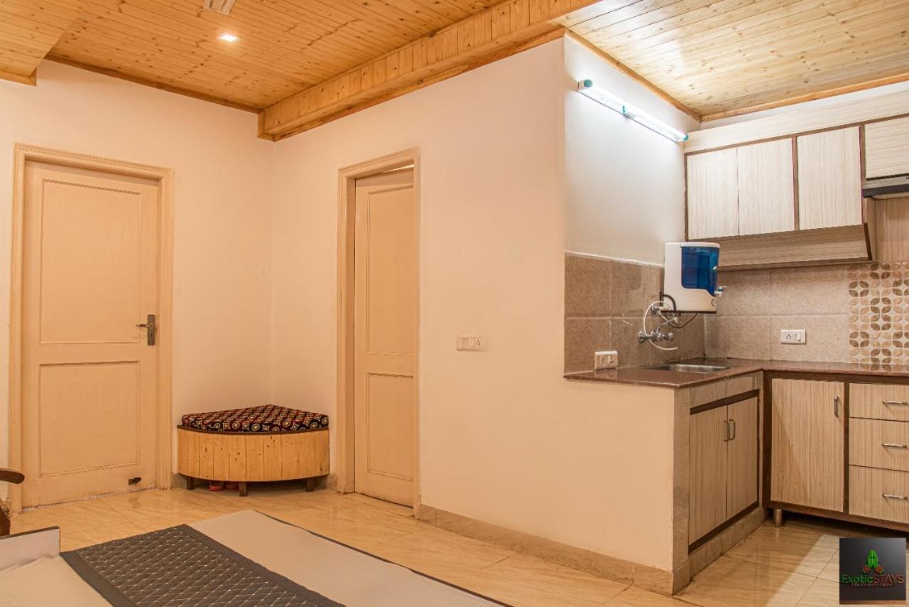 Mystic Kasauli I Pvt Balcony I Peacefull Area I Serviced Apt I By Exotic Stays Ngoại thất bức ảnh